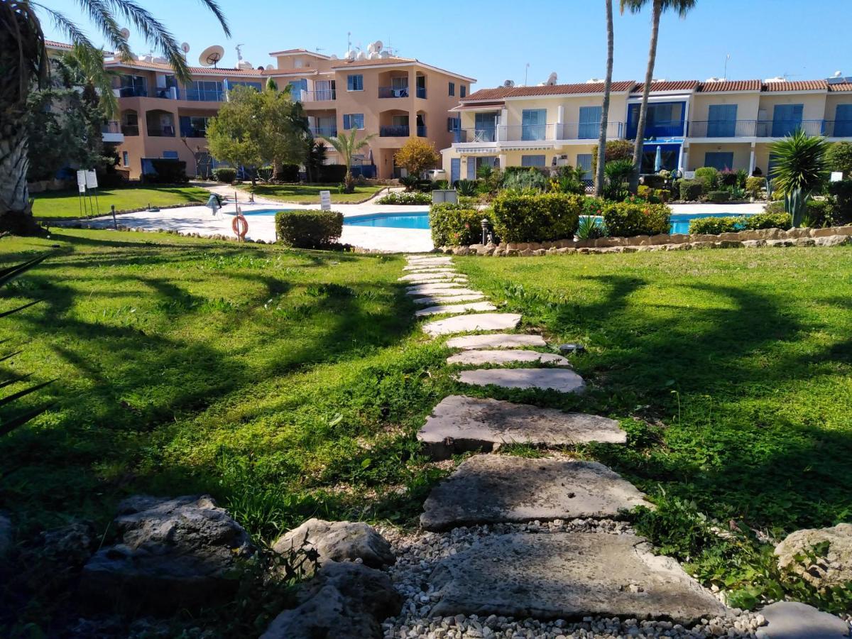 Paradise Gardens II Anastasia Apartment Pafos Dış mekan fotoğraf